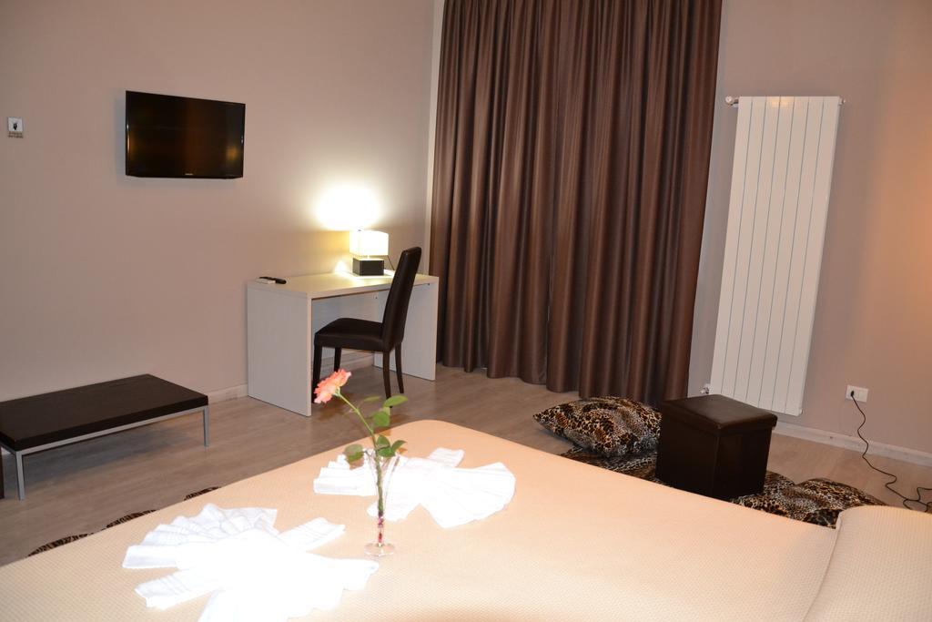 Fly In The World B&B Fiumicino Pokój zdjęcie