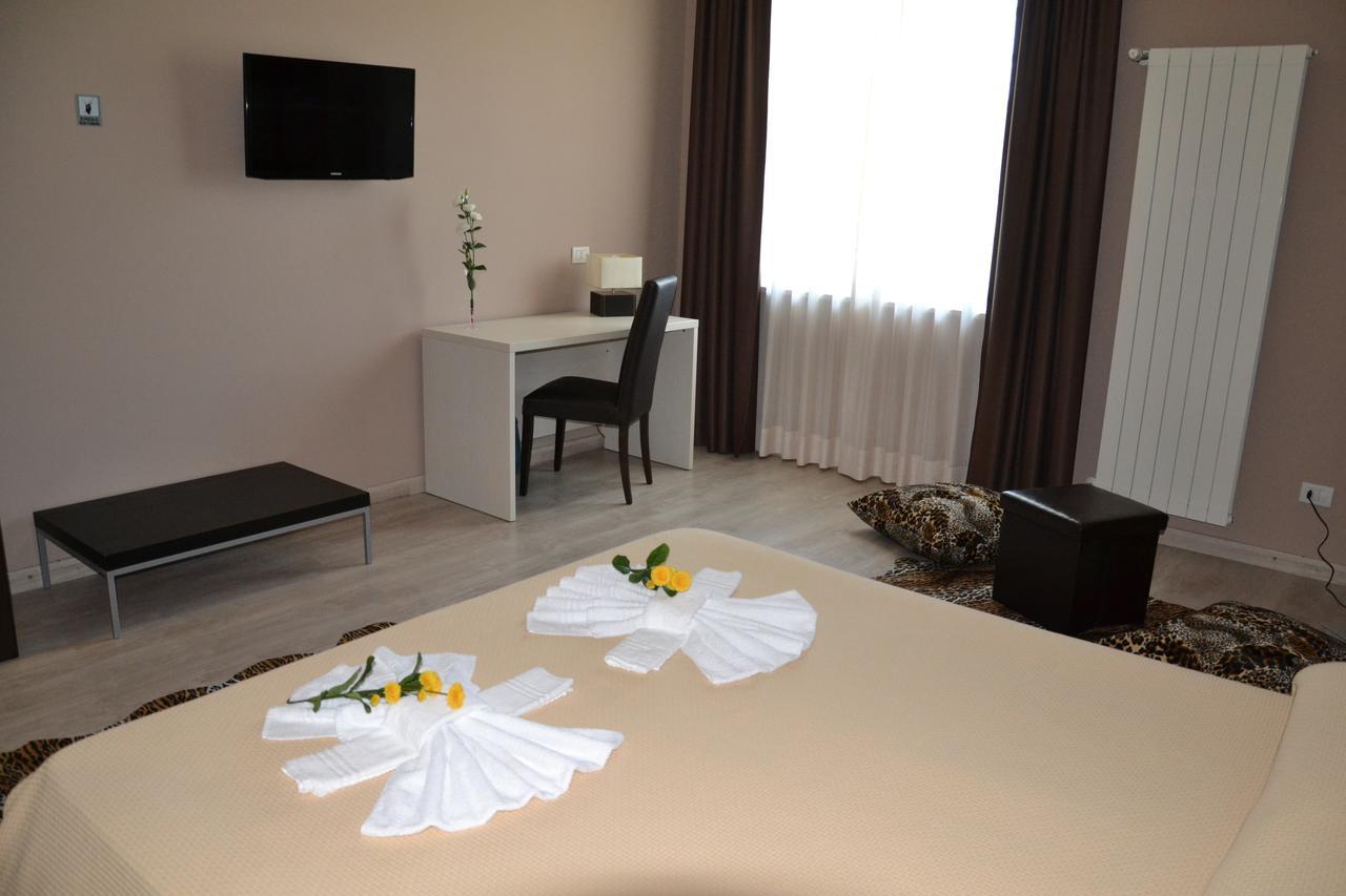 Fly In The World B&B Fiumicino Zewnętrze zdjęcie